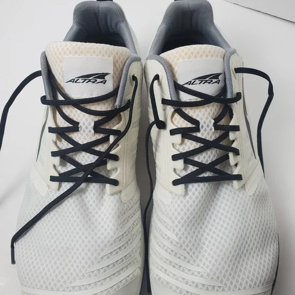 Altra Solstice XT Men's Size 12 White Mesh Training Running Sneakers Shoes.